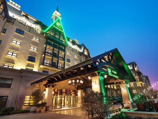 Hotels In Laoshan Scenic Area Qingdao Tripcom - 