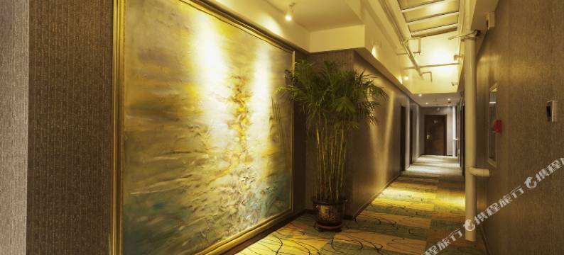 锡林浩特现代艺术酒店图片