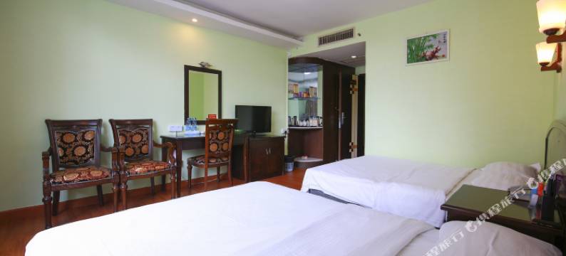 金泉宾馆(深圳龙城广场地铁站店)图片