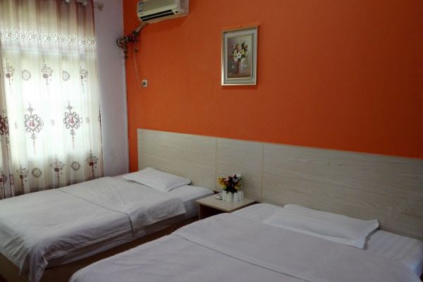 选择房间装修:2016郴州长沙宾馆位于湘南学院对面,交通十分便利,宾馆