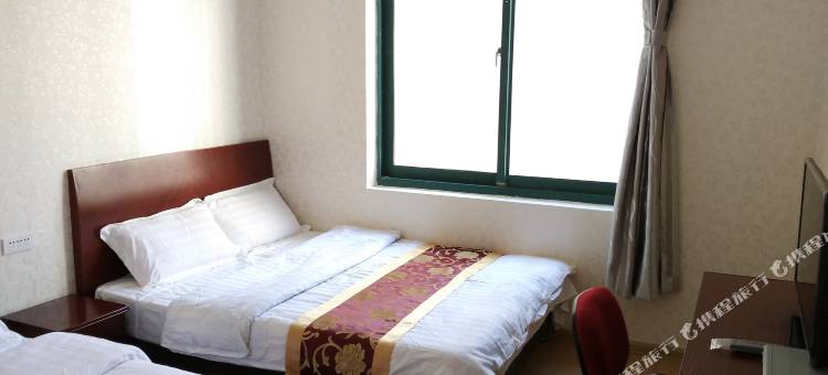 青岛BL电竞日租房图片