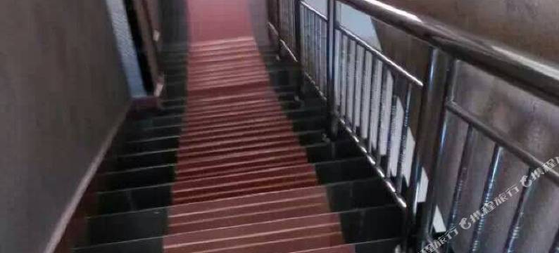 众鑫宾馆(建平二部)图片