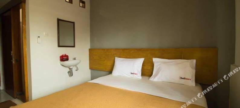 RedDoorz Near Juanda Airport T1图片