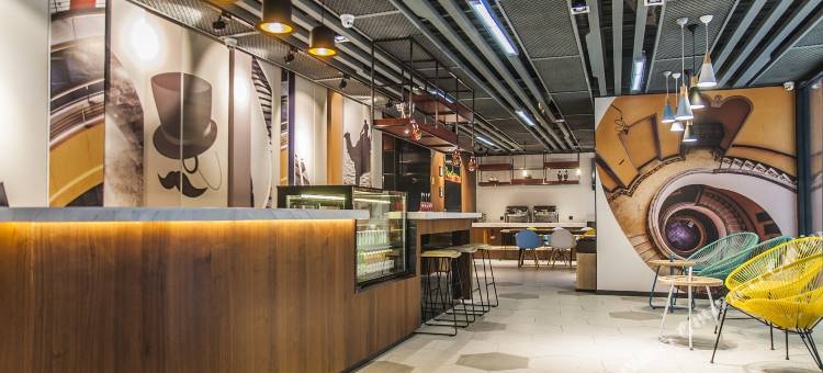 艾豪森酒店(西安陕西历史博物馆小寨地铁站店)图片