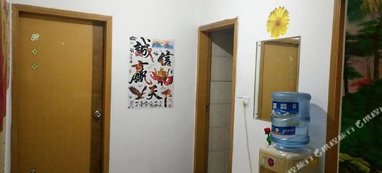 成都温馨家庭公寓香槟广场店图片