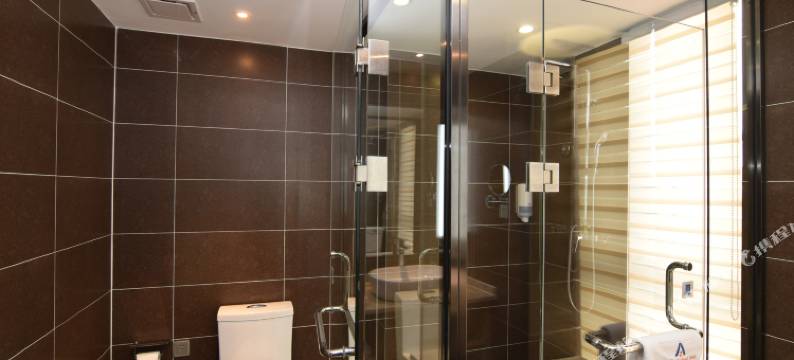 美七商务酒店(洛阳建业左岸国际隋唐园地铁站店)图片