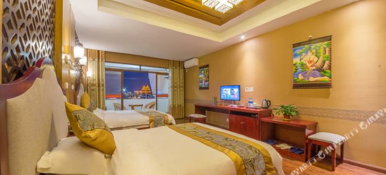 西双版纳七彩曼景度假酒店(告庄星光夜市店)图片