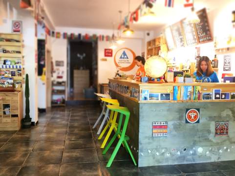 威海远足国际青年旅舍(威海高铁站韩乐坊店)