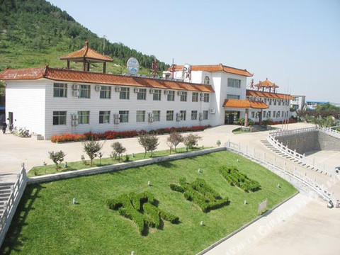 东平湖度假山庄