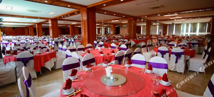 永广场酒店(Vinh Plaza Hotel)图片