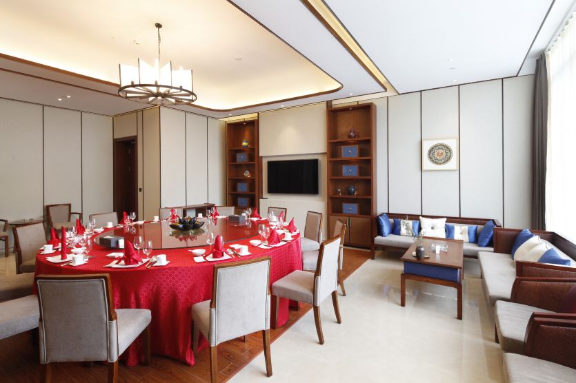 Grand House Tingyue LinzhiHotel Overview