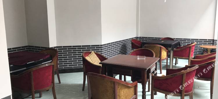 青城后山品味道家客栈(泰安古镇店)图片