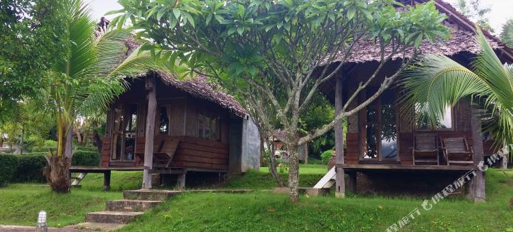 山间小屋度假村(Vimarnkiri Resort)图片