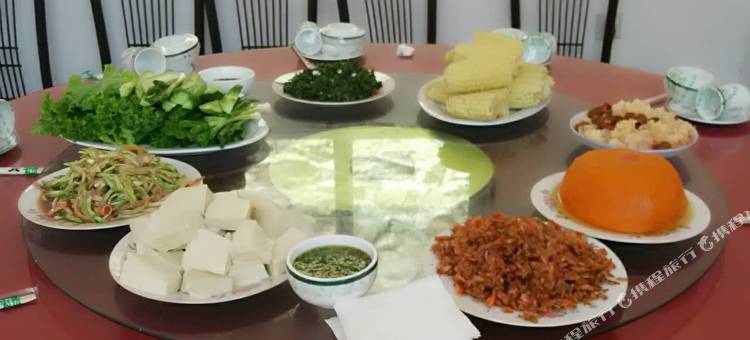 雾灵山老蔡农家院图片