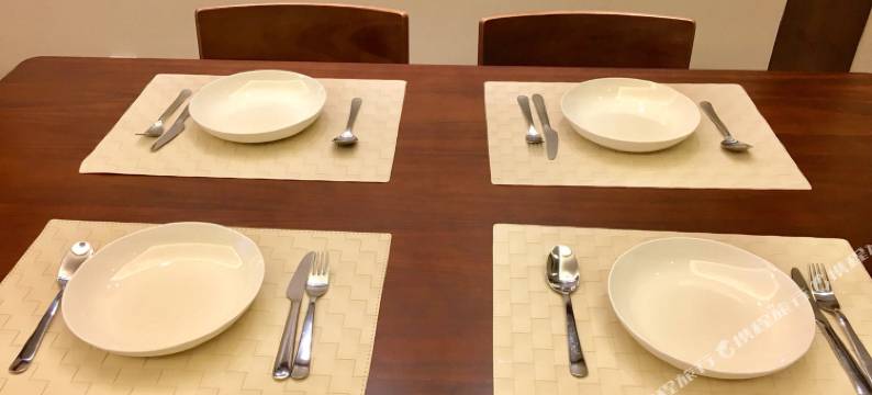 成都270度全落地窗观景房普通公寓图片