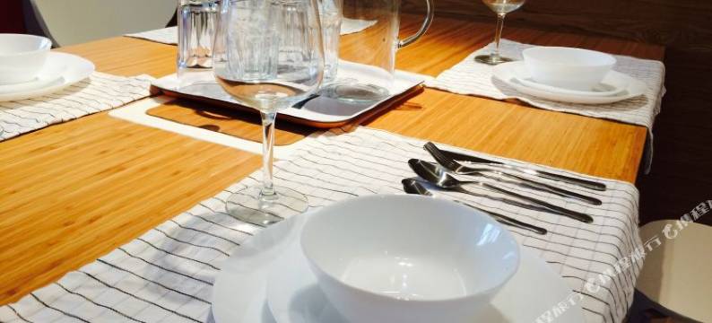 西安小寨商圈地铁沿线168平3室时尚公寓图片