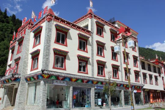 理县米亚罗大酒店