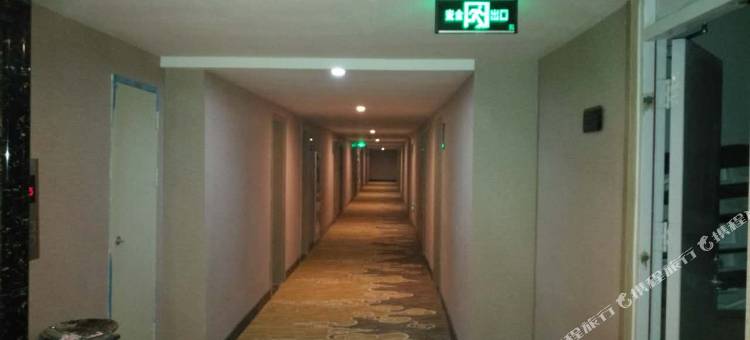 德令哈众通商旅酒店(市游泳馆天文科普馆店)图片