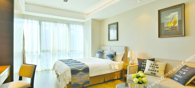 瑞奇公寓(青岛中联自由港湾店)图片