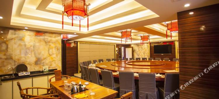 湛江富登大酒店(爱琴海购物广场湛江站店)图片