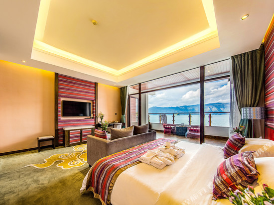 泸沽湖玛尼堆酒店