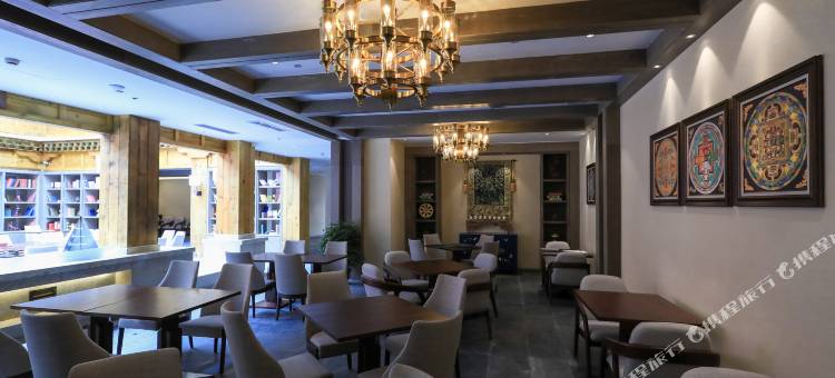 林芝喜路酒店图片