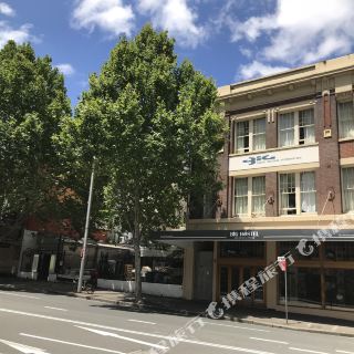 站周边距景点790m06126起查看附近全部酒店布雷特·怀特利工作室3