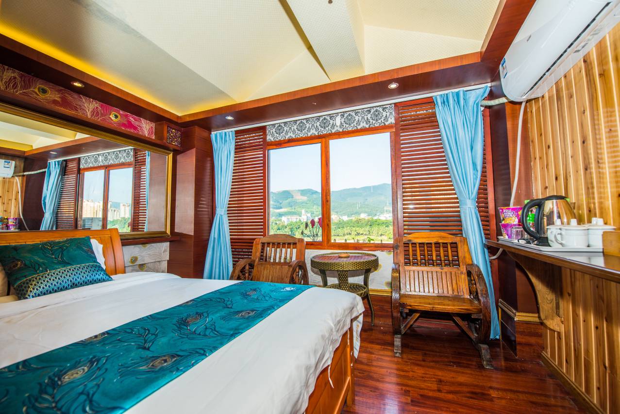 西双版纳爱伲风情客栈