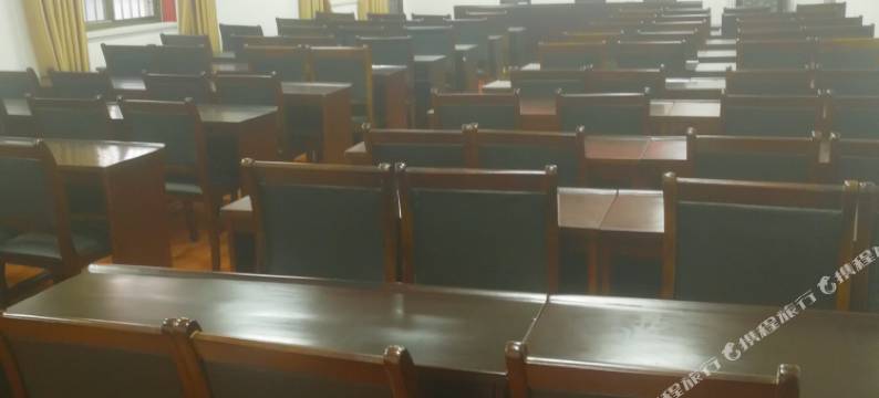 钟祥石门生态山庄图片