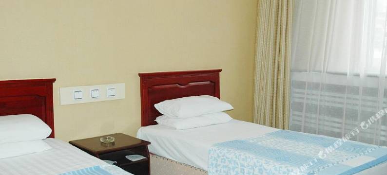 白山华审宾馆图片