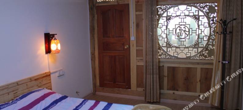 丽江束河香柳客栈图片