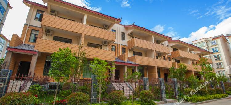 玉龙华冠酒店(丽江高铁站店)图片