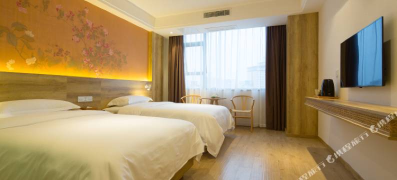 安逸大酒店(成都宽窄巷子人民公园地铁店)图片