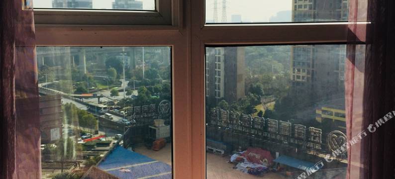 武汉大头蛐蛐普通公寓图片