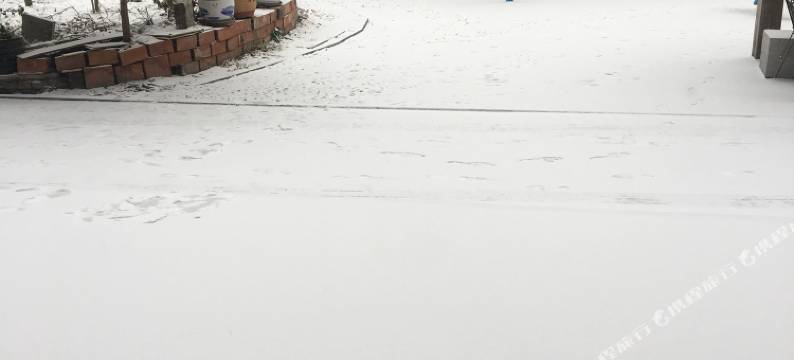 理县西苑商务客栈图片