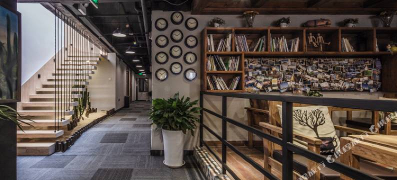 迷兔青年旅舍(成都宽窄巷子花牌坊地铁站店)图片