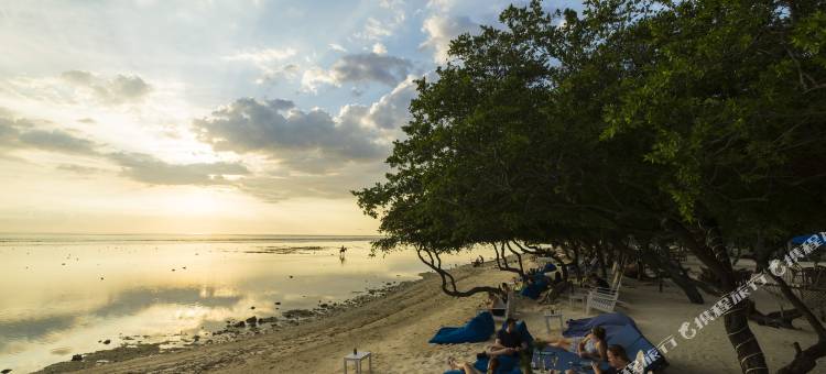 吉利柚木度假村(Gili Teak Beach Front Resort)图片