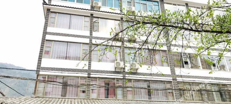 抚仙湖锦秀酒店(禄充风景区店)图片