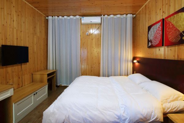 西双版纳61嘎洒小镇61曼达温泉小院客栈(曼达村分店)预订价格