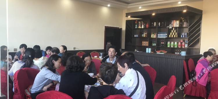唐克雲途NIGHT酒店图片