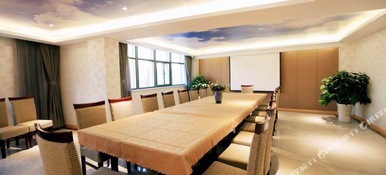 当涂金凤凰假日酒店(当涂高铁东站大润发店)图片