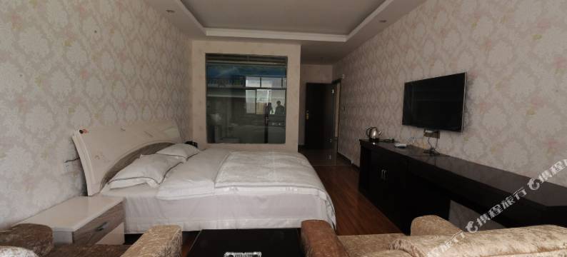 索特假日酒店(西昌火把广场店)图片