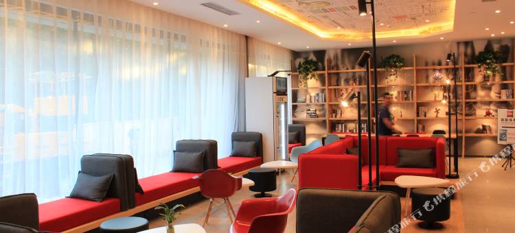 宜必思酒店(乌鲁木齐机场德港万达店)图片