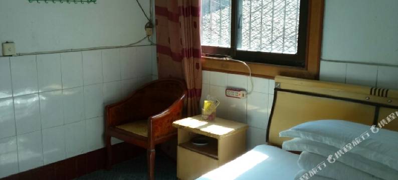 乐山沙湾车站旅馆图片