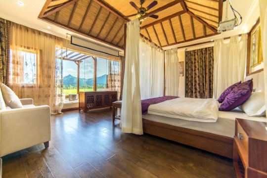 普者黑悦榕阁酒店预订价格,联系电话位置地址【携程酒店】