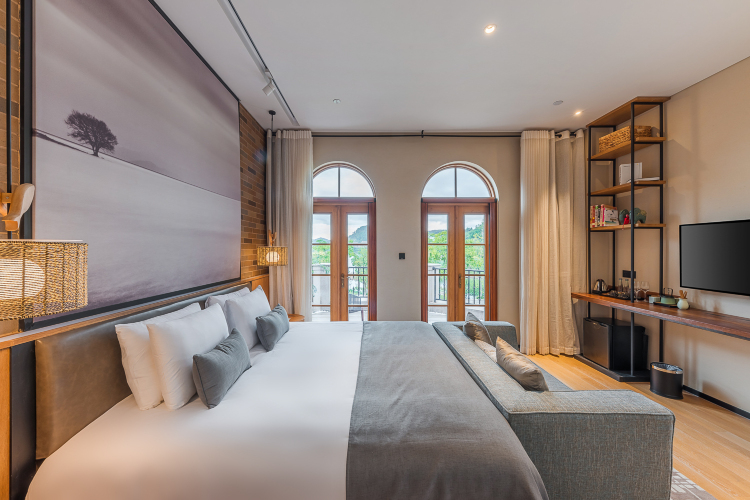 Read Wood Qiandao Manor Over view