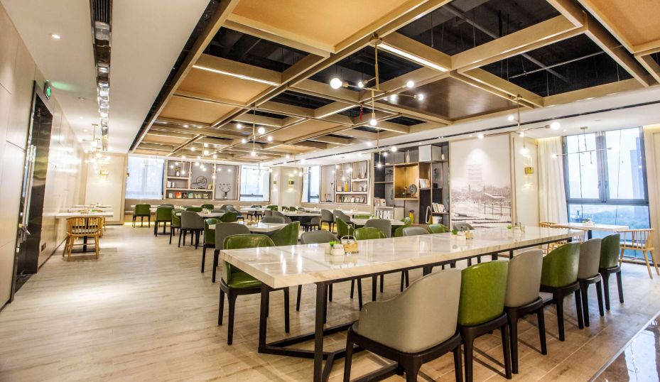 Atour Hotel (Xi'an Gaoxin Jinye Road) Over view