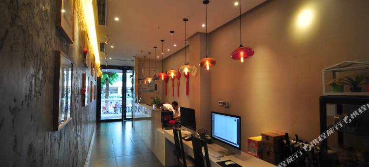 逸宿酒店(宁波天一广场江厦桥地铁站店)图片