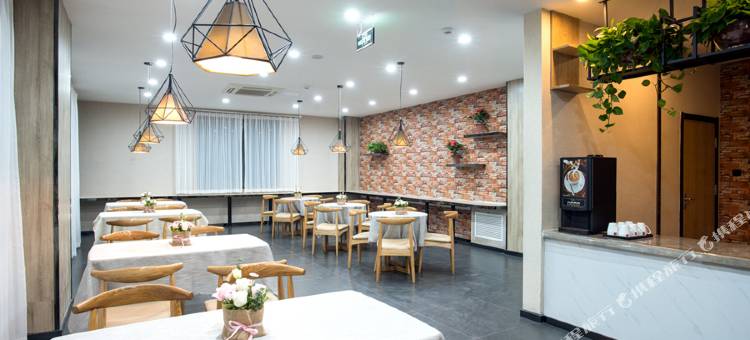 尚客优精选酒店(青岛五四广场奥帆店)图片