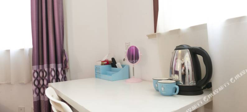 上海外滩南京路步行街俊俊之家普通公寓图片